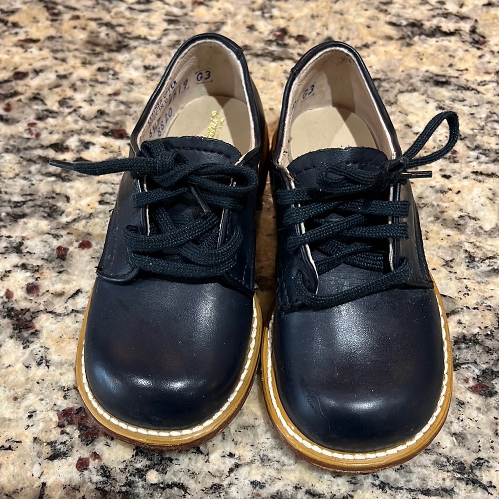 Footmates baby blue leather baby/toddler shoes 6.5